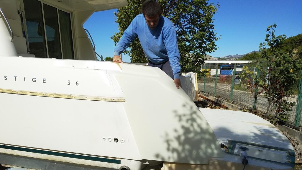 Caso de éxito de Velum Náutica gracias a la tecnología de Windforce. Pieza de gran tamaño impresa con la impresora 3D Massivit y ya instalada en la embarcación.