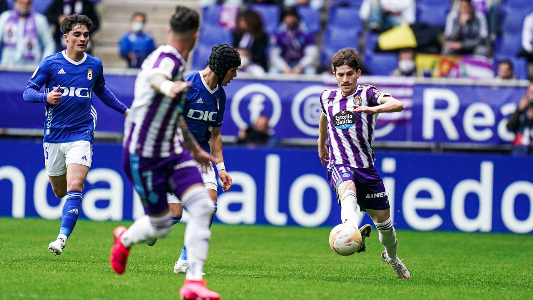 Choque entre el Real Valladolid-Oviedo