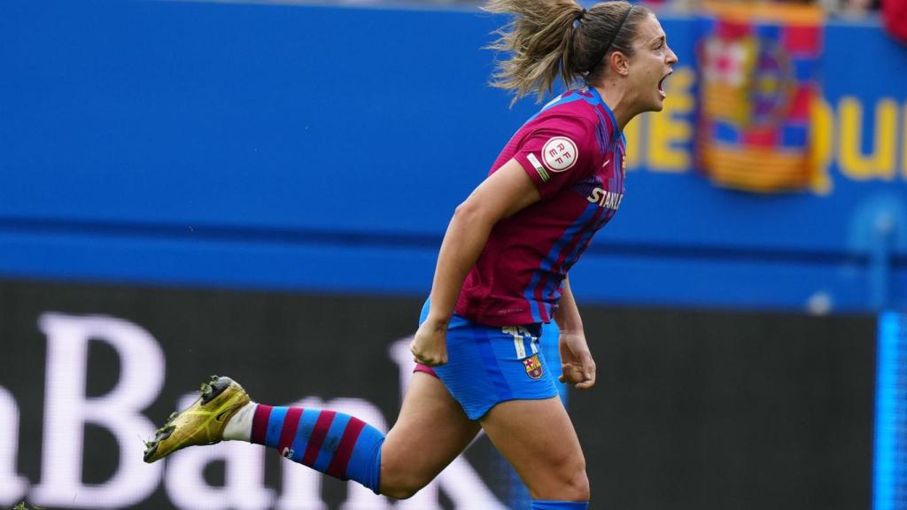 Celebración de Alexia Putellas de uno de sus goles en El Clásico del fútbol femenino