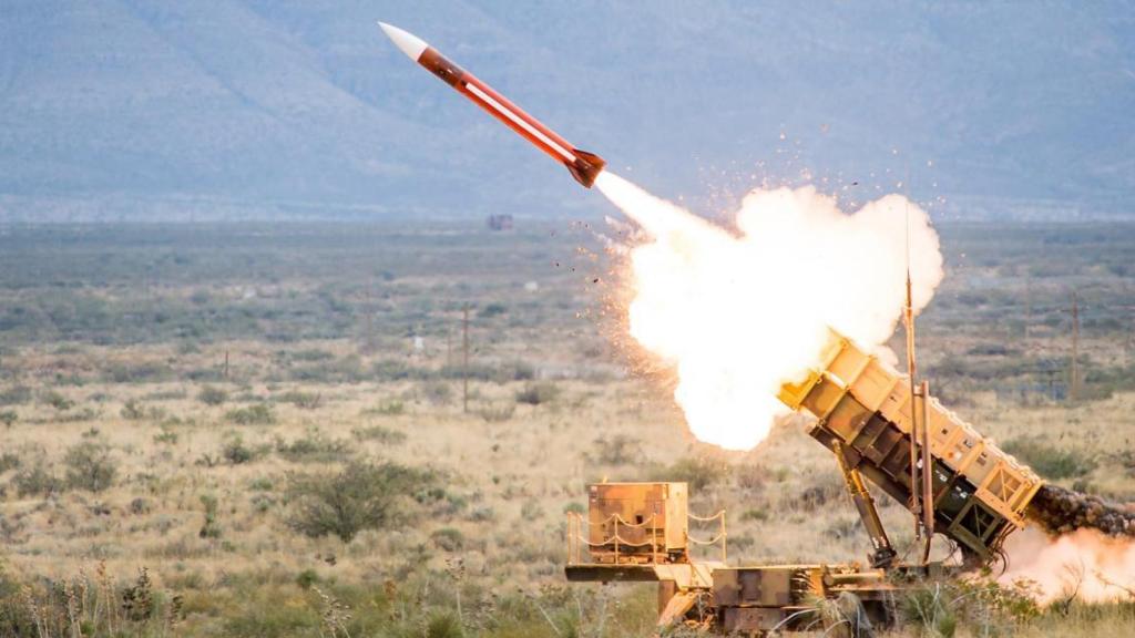 Lanzamiento de misil interceptor