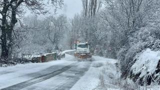 Quitanieves esta tarde en la provincia de Ávila, en Navalacruz