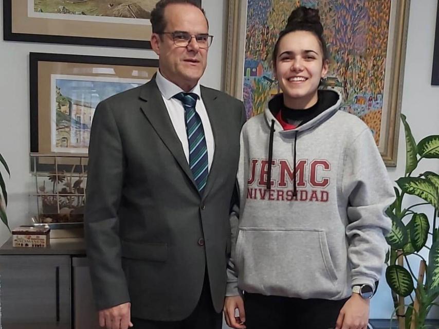 Elba Álvarez, renovada un año más con el Caja Rural Aula Valladolid