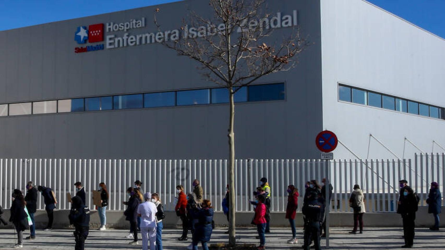 Exterior del Hospital Enfermera Isabel Zendal de Madrid. EP
