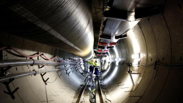 España se convertiría en una mayor isla energética si interviene el mercado de la luz antes del 'ok' de la UE