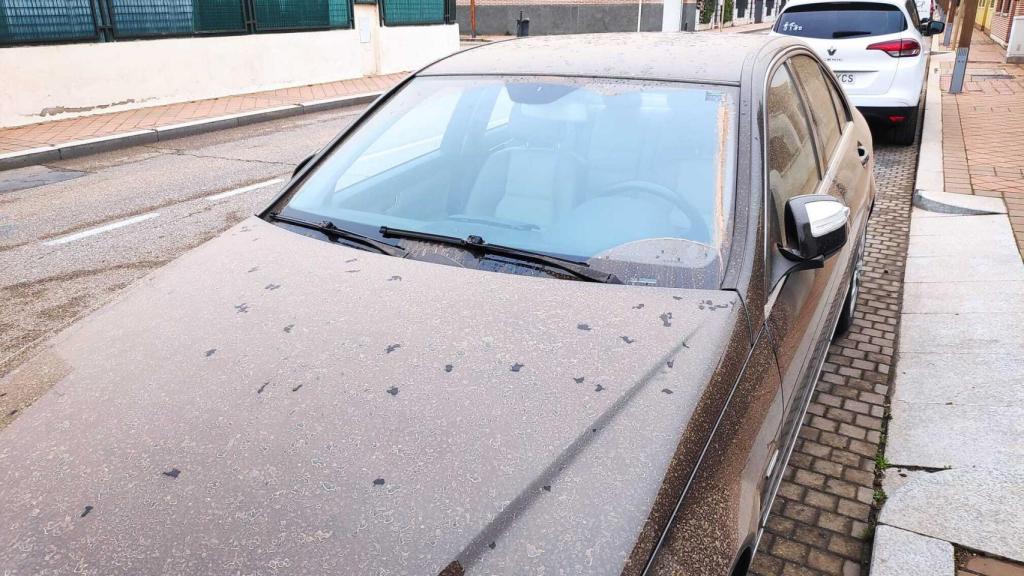 Coche cubierto en Zamora