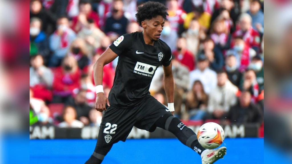 El lateral colombiano del Elche Johan Mojica espera mantener sus estadísticas en el club.