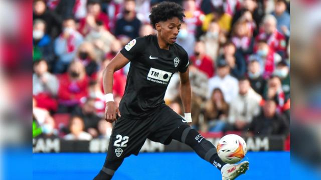 El lateral colombiano del Elche Johan Mojica espera mantener sus estadísticas en el club.