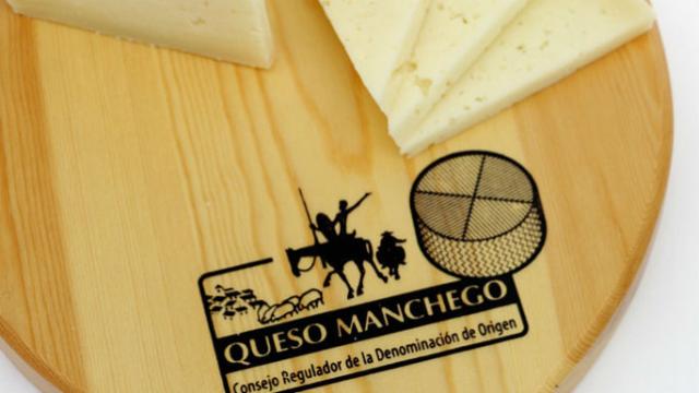 Onda Cero y el Consejo Regulador del Queso Manchego celebran su cuarenta aniversario en Toledo