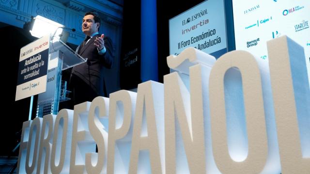 Juanma Moreno emplaza a Sánchez: la Junta renuncia a ingresos por la gasolina para que baje el IVA