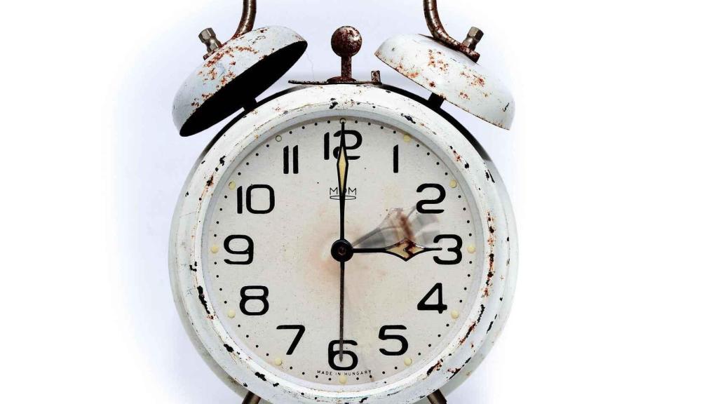 A las 2:00 de la madrugada de la noche del 27 al 28 de marzo, serán las 3:00.