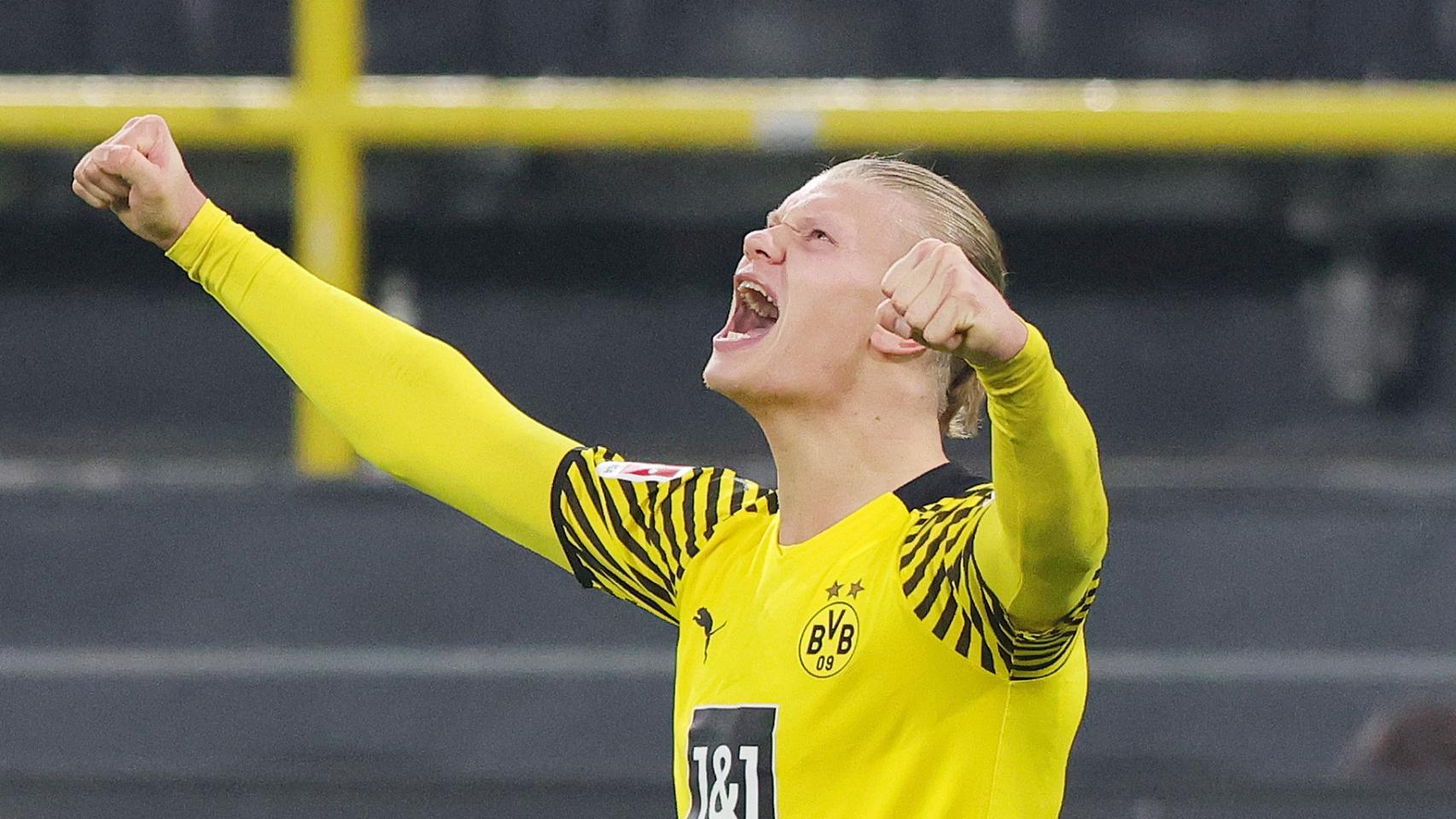 Erling Haaland celebra con el Borussia Dortmund