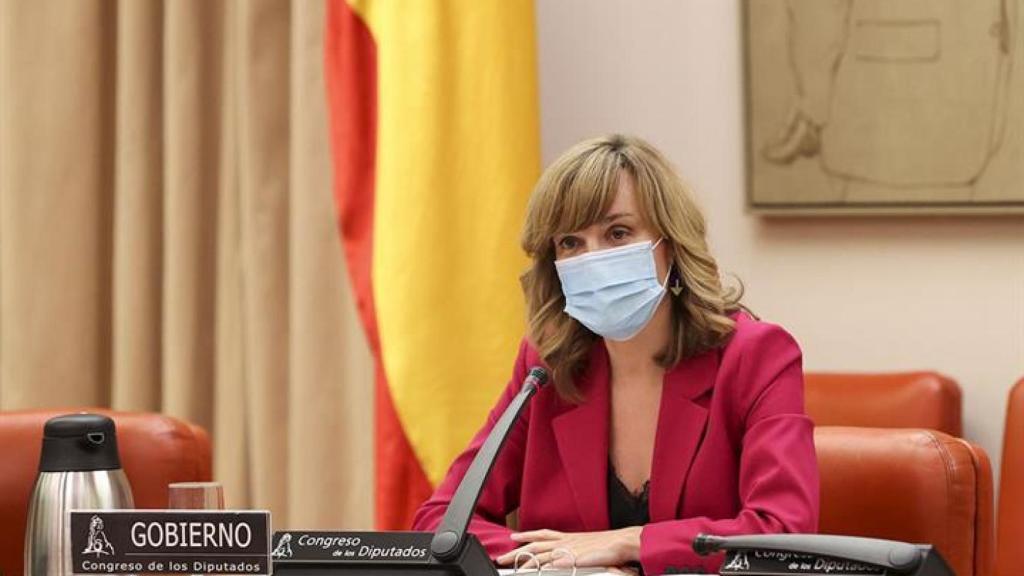 La ministra de Educación y Formación Profesional, Pilar Alegría, en la Comisión de Educación y Formación Profesional del Congreso de los Diputados.