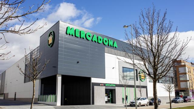 Supermercado de Mercadona en El Peral, en Valladolid. EP