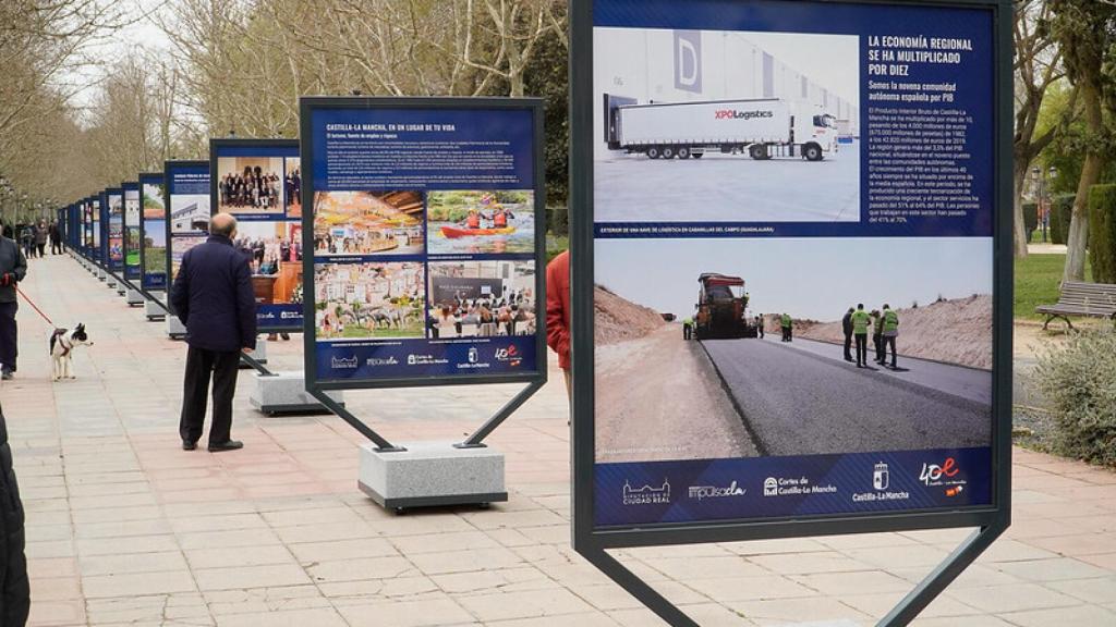 Exposición en el Parque de Gasset.