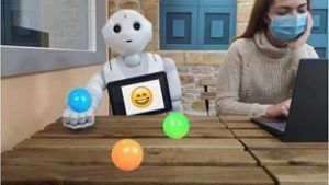 La Universidad de Elche investiga el uso de robots para mejorar la respuesta de niños con TEA