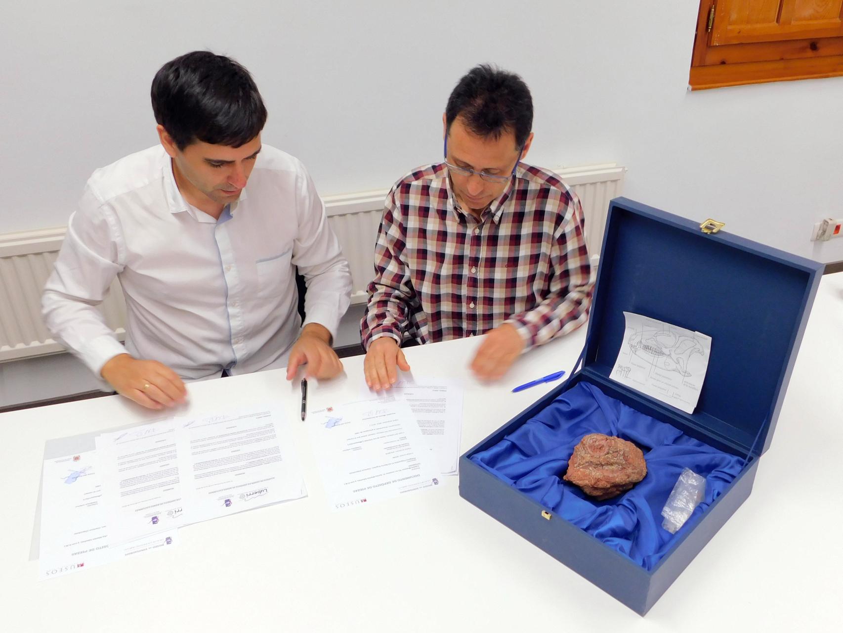 Presentación del proyecto internacional de investigación del cráneo de dinosaurios de Sala de los Infantes