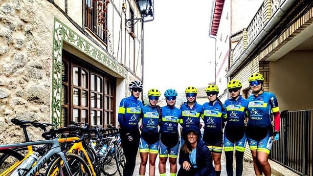 Equipo de Féminas de la Escuela de Ciclismo Salmantina