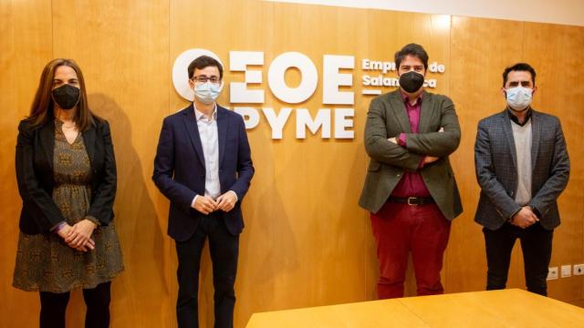 El PSOE y CEOE Cepyme Salamanca mantienen una reunión
