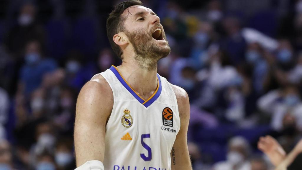Rudy Fernández celebrando una canasta con el Real Madrid