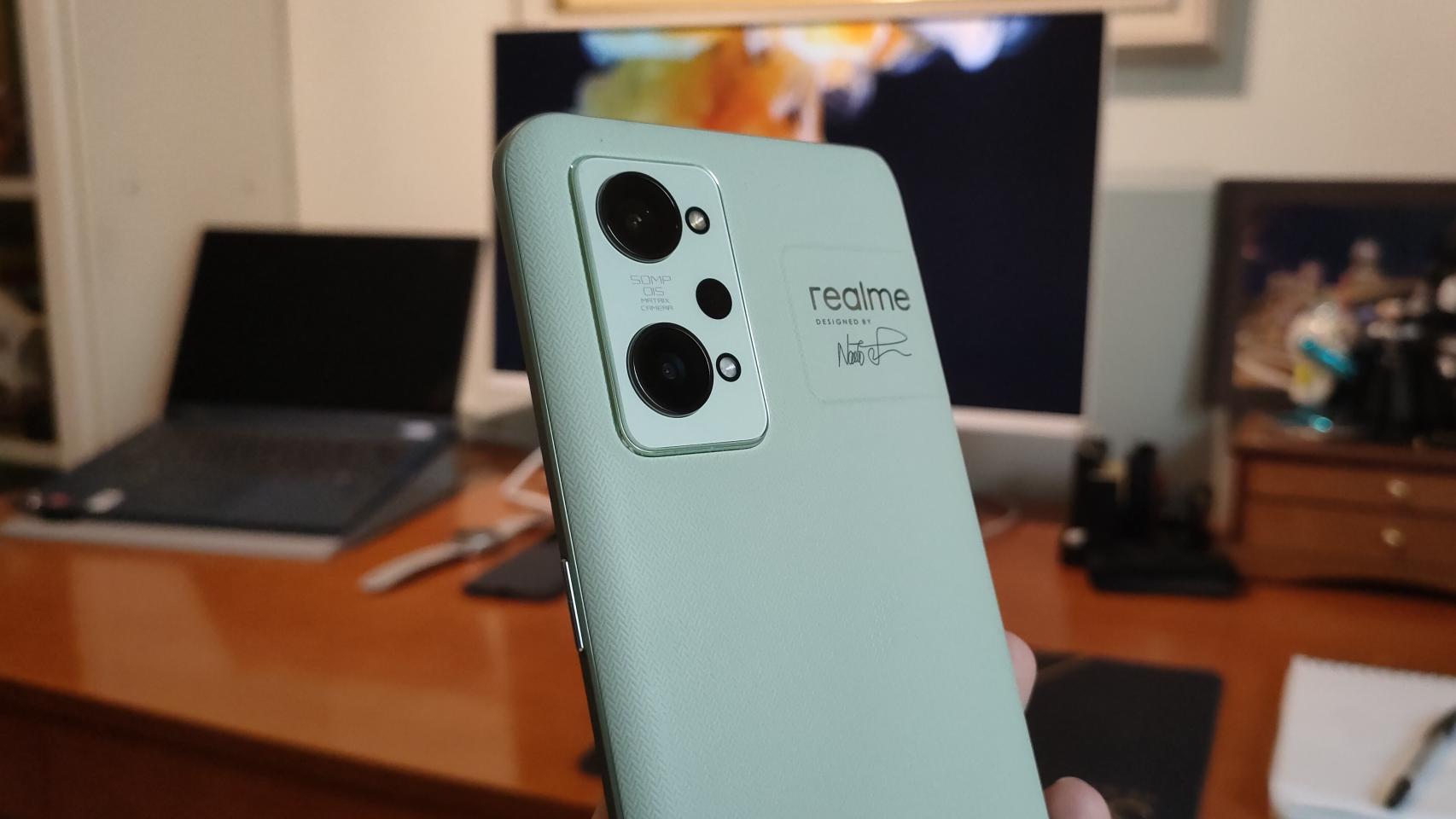 Realme GT 2