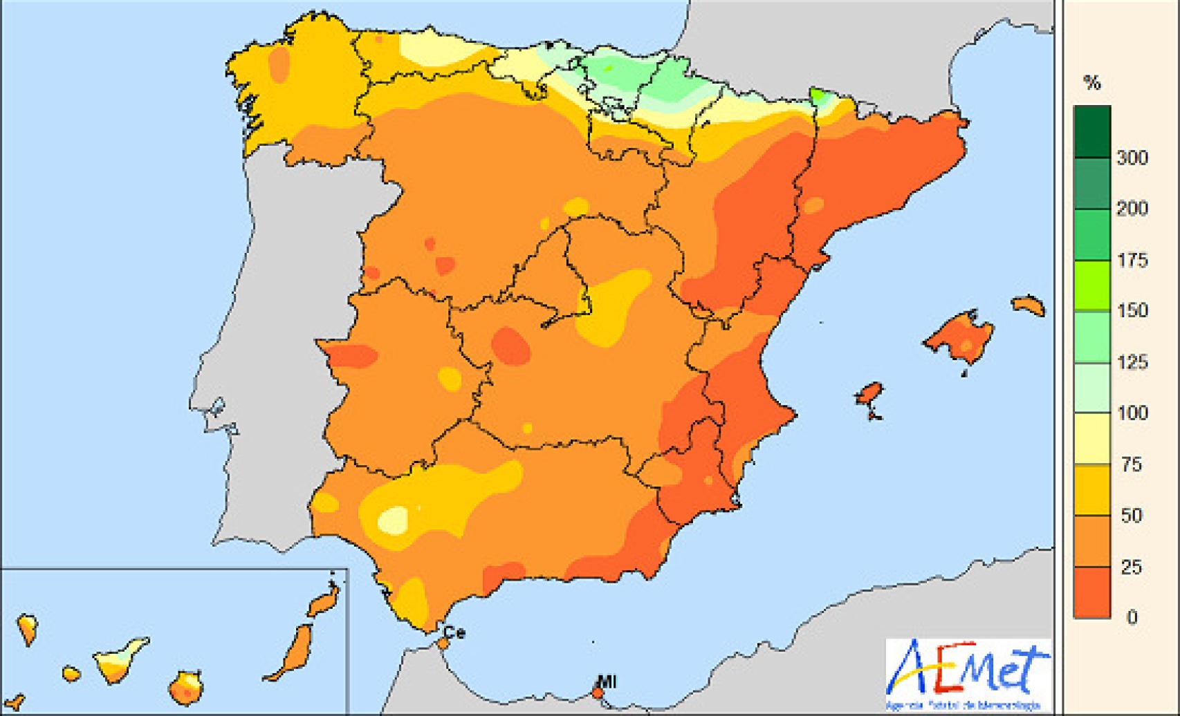 Porcentaje de precipitación acumulada con respecto a la media 1981-2010 en el invierno de 2021-2022.