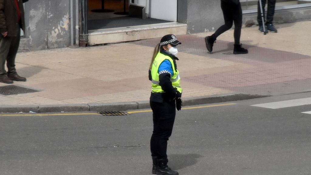 Agente mujer de Policía Municipal de Zamora