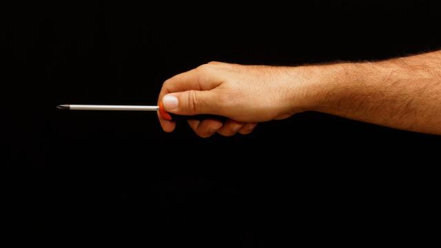 Un detenido en Mos (Pontevedra) por pinchar las ruedas de dos furgonetas