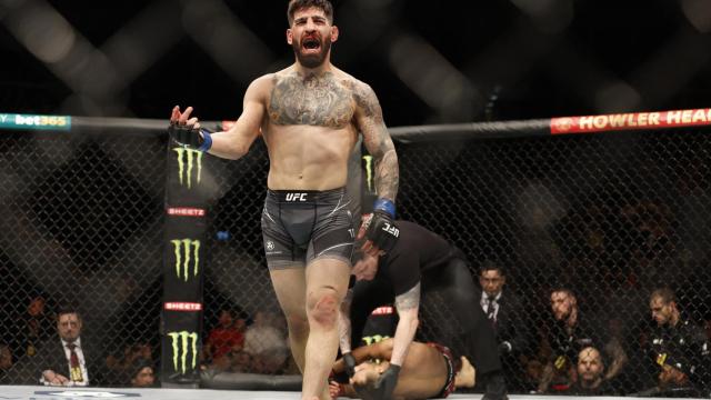 Ilia Topuria, tras noquear a Jai Herbert en el evento de Londres de la UFC