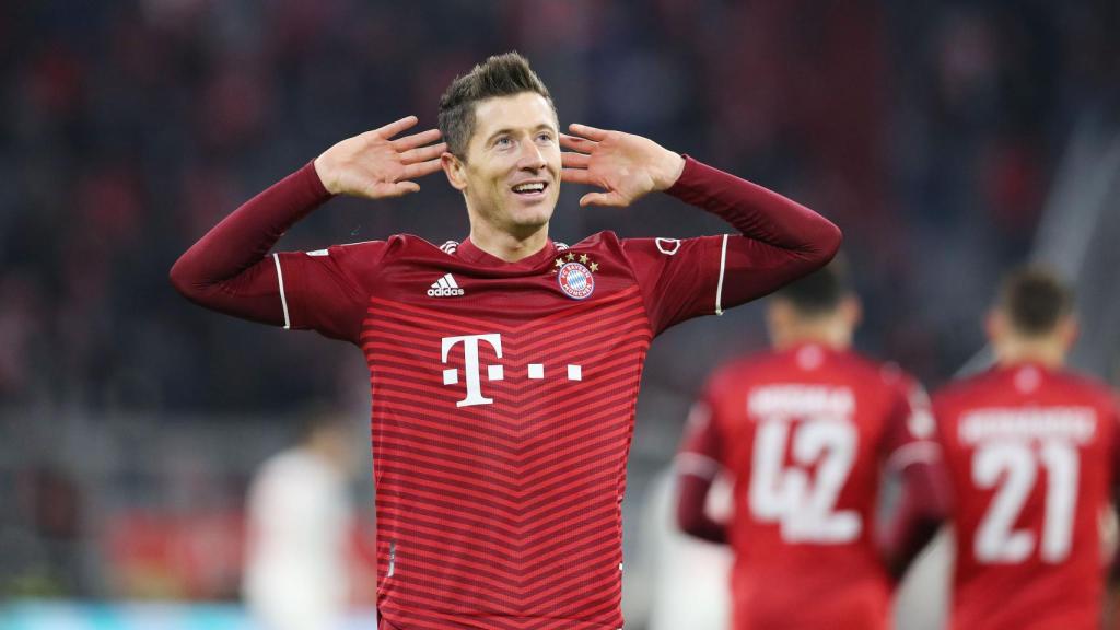 Robert Lewandowski celebra un gol con el Bayern Múnich en la Champions League 2021/2022