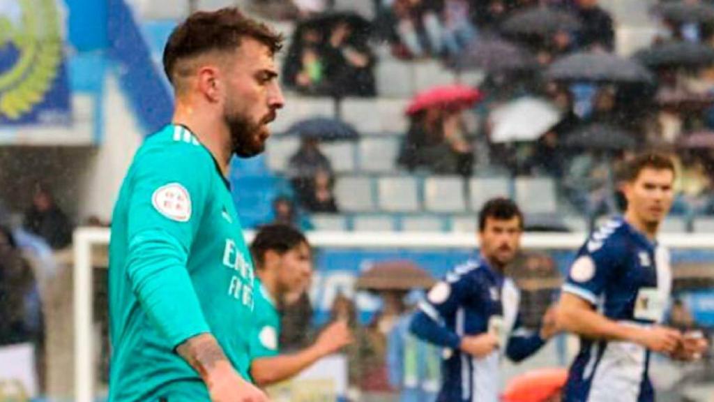 Mario Gila, durante el partido contra el Sabadell.