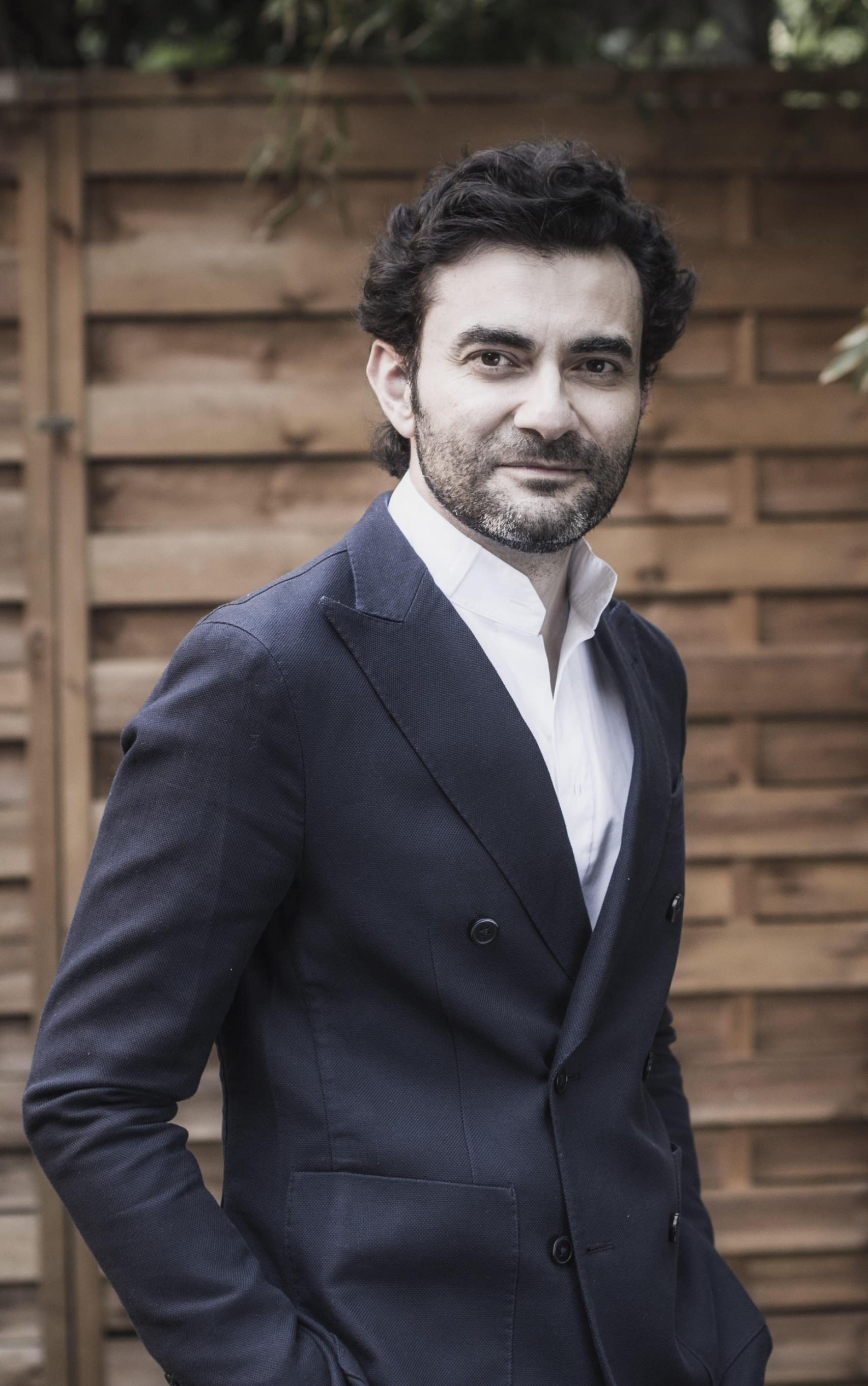 Íñigo Pirfano, director de orquesta