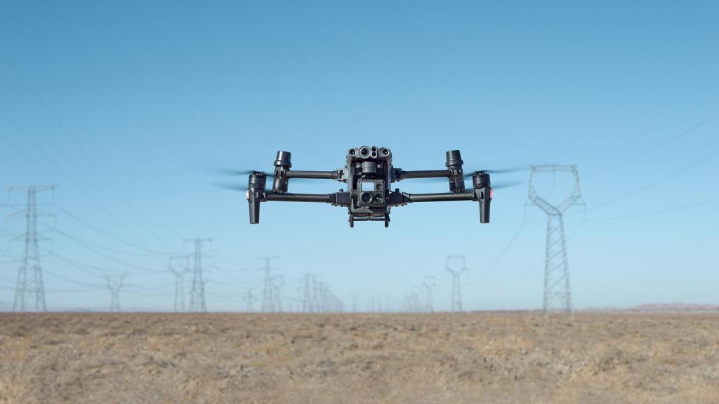 DJI M30.