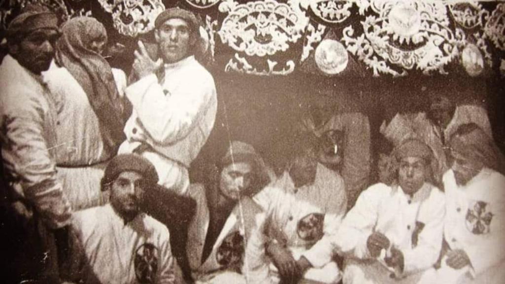 Antiguos hombres de trono de la Esperanza.