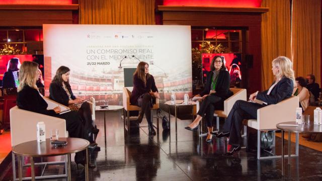 Mesa sobre financiación de la jornada sobre cultura sostenible en el Teatro Real.
