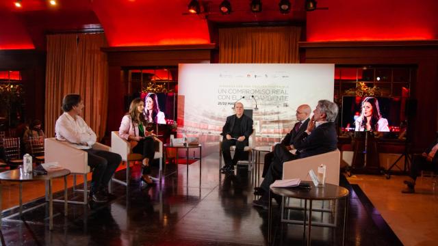 Por orden: Iñaki Alonso, Teresa Serrano, Manuel Blanco, Daniel Boluda e Ignacio Vicens.