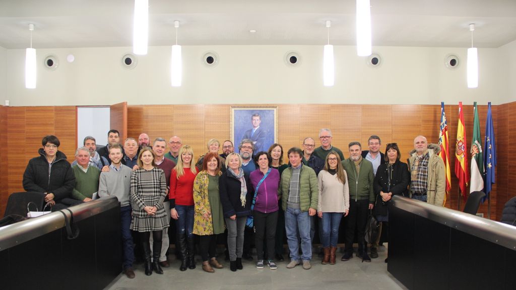 Reconocimiento del Ayuntamiento de San Vicente al exdirector de el Canastell despuesto por la Conselleria.