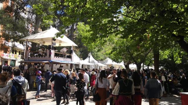 El parque de La Glorieta en Alcoy acogerá las gastronetas y carpas de Tapas i Festa.