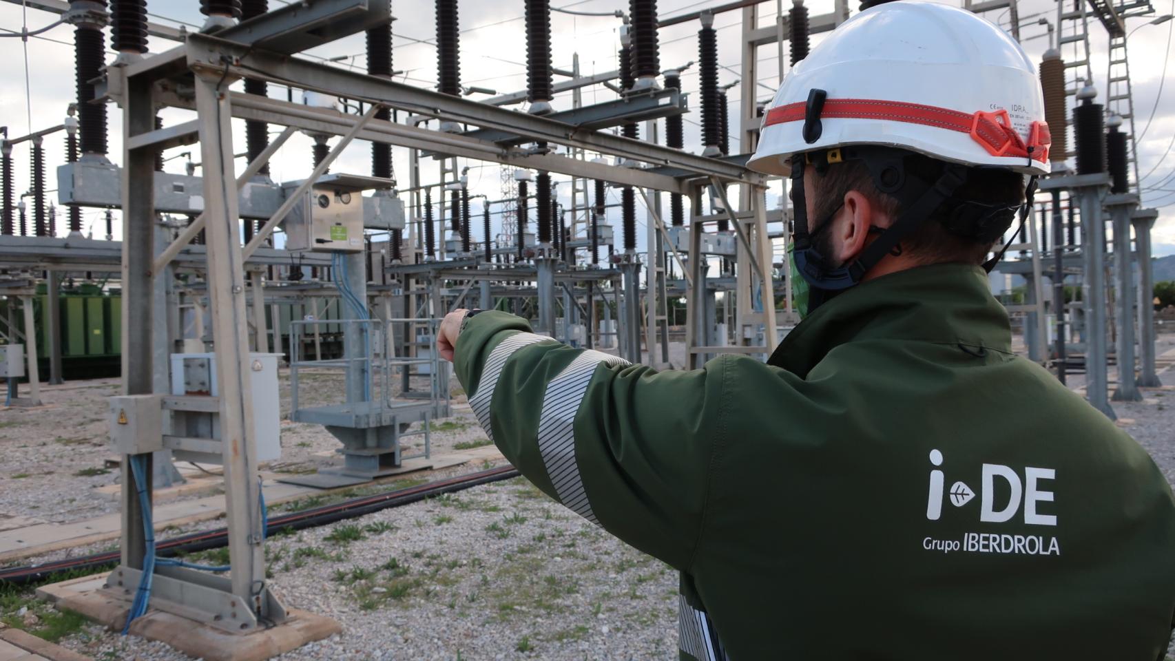 La subestación palentina Ampudia estrena nuevo trasformador