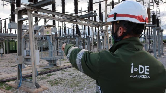 La subestación palentina Ampudia estrena nuevo trasformador