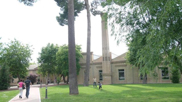 La UCLM becará a 219 estudiantes con dificultades económicas