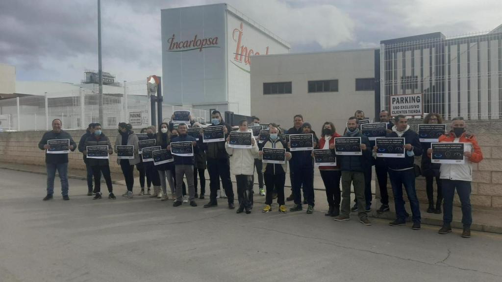 Trabajadores de Castilla-La Mancha piden medidas urgentes por la subida de los precios