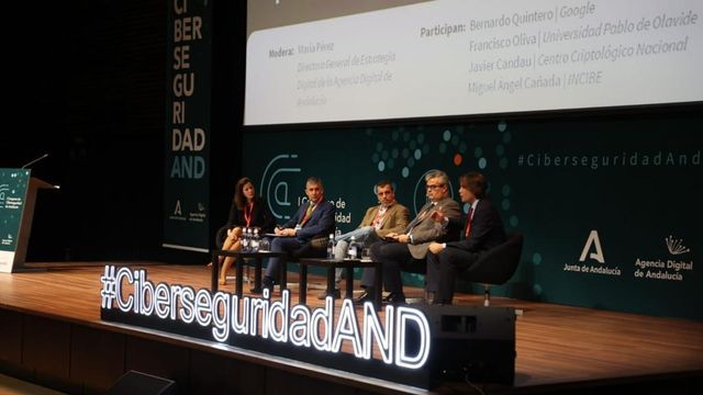 Mesa de debate del I Congreso de Ciberseguridad de Andalucía.
