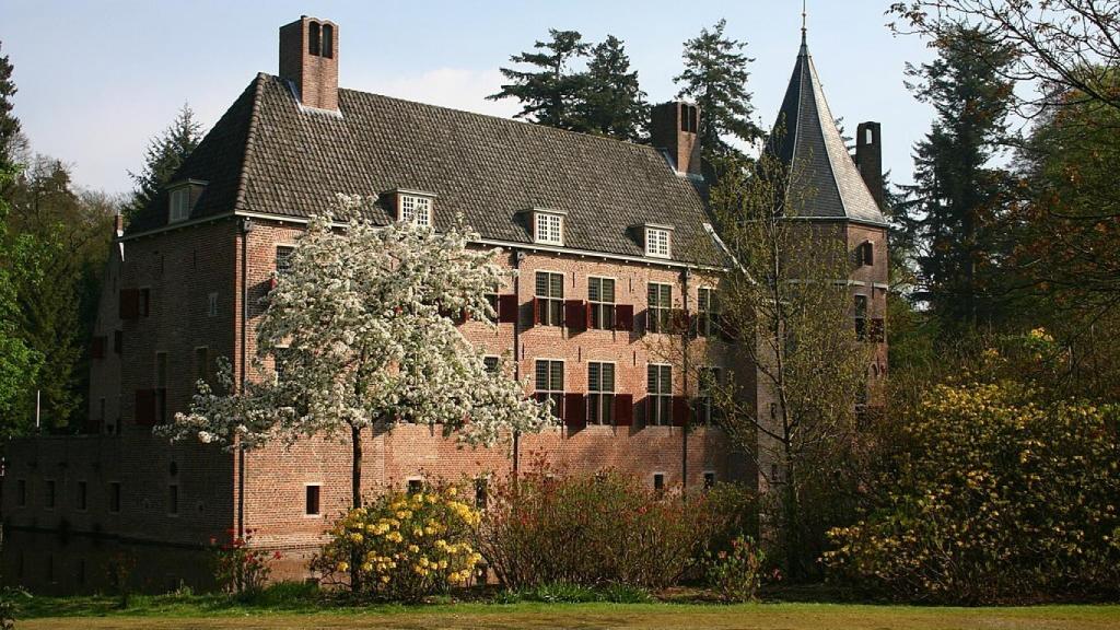 La fachada de Het Oude Loo.