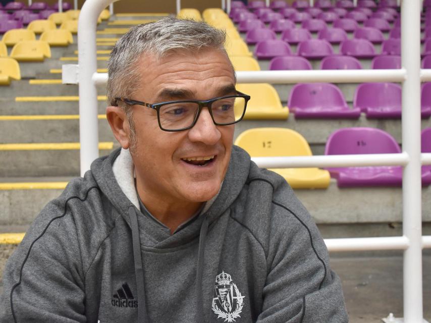 Paco García durante la entrevista