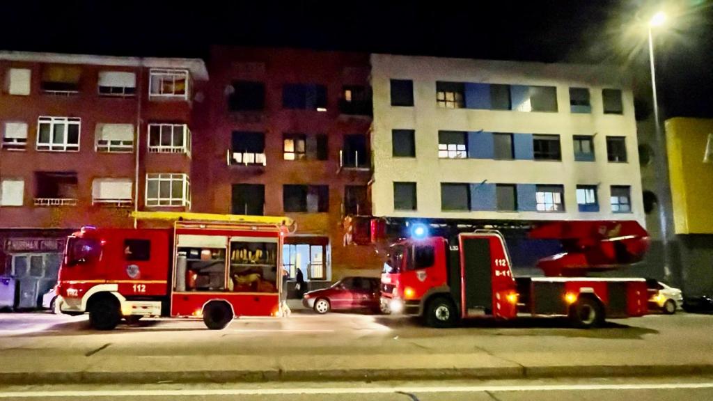 Susto en León tras incendiarse el mueble de una vivienda con el fuego de una vela
