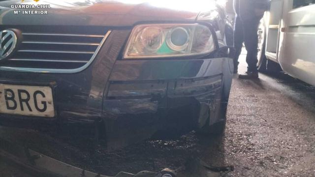 Tres investigados por arrojar piedras a la A-62