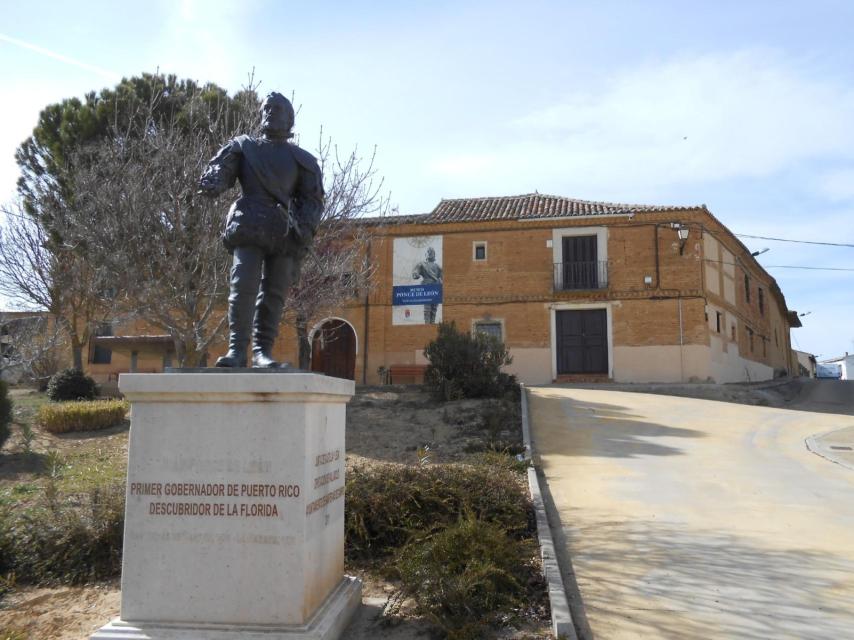 Monumento a Juan Ponce de León en Santervás de Campos (Valladolid). Foto: Ayto. de Santervás.
