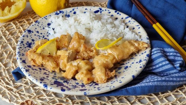 Pollo al limón, mejor que el que comerías en cualquier restaurante chino