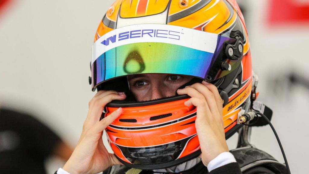 Belén García dentro de su box en las W Series