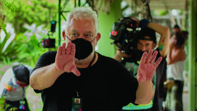 Imanol Uribe durante el rodaje. Foto: Camila Trejos